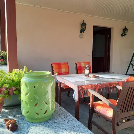 Kleine, Gemuetliche 度假居 *